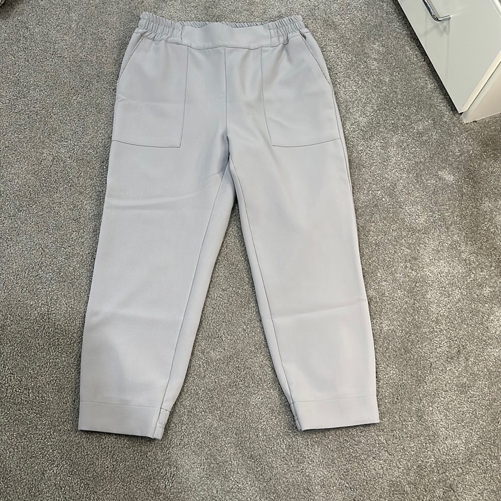 Gray Capri with chain detailing